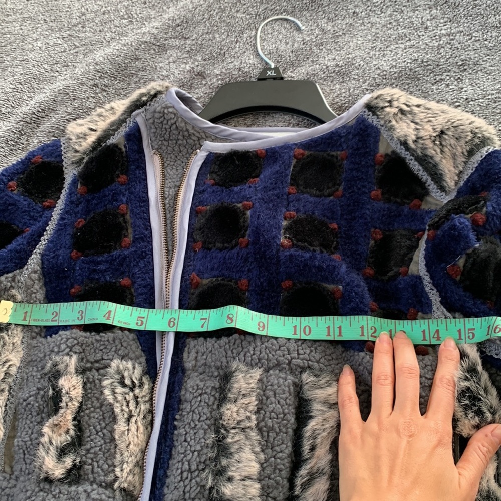 Fur and wool coat - Picture 8 of 9